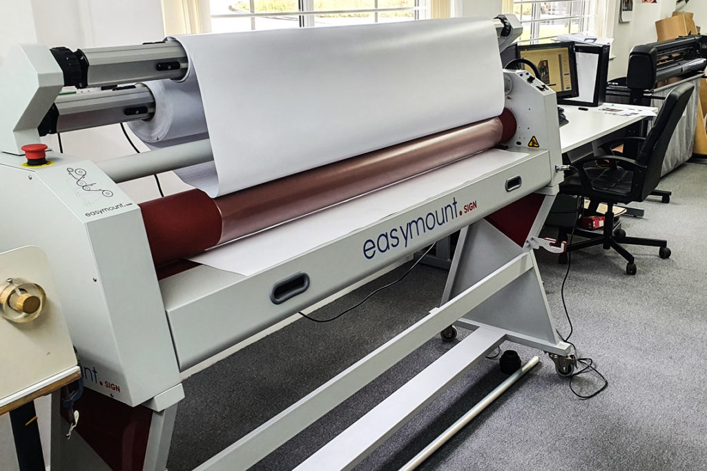 Large format digital printer